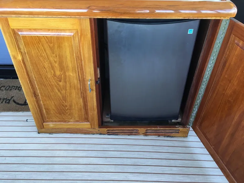 1990 Californian 48 Cockpit Motor Yacht