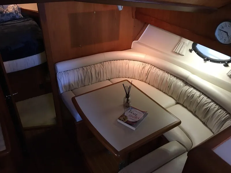1990 Californian 48 Cockpit Motor Yacht
