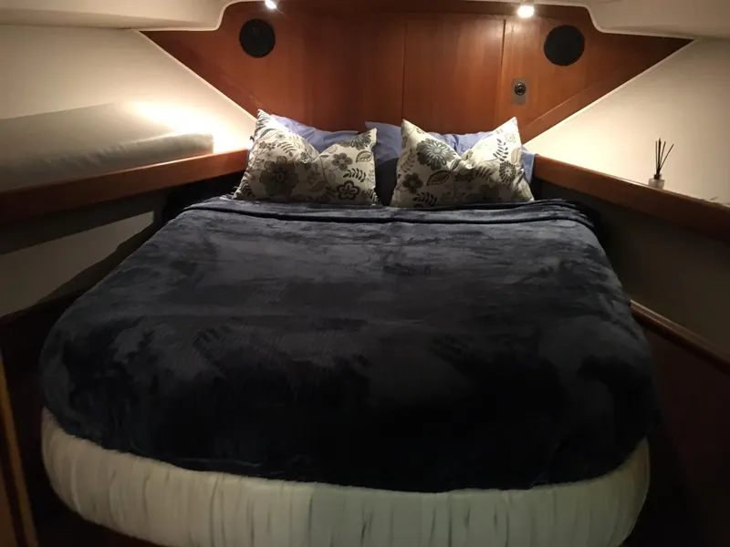 1990 Californian 48 Cockpit Motor Yacht