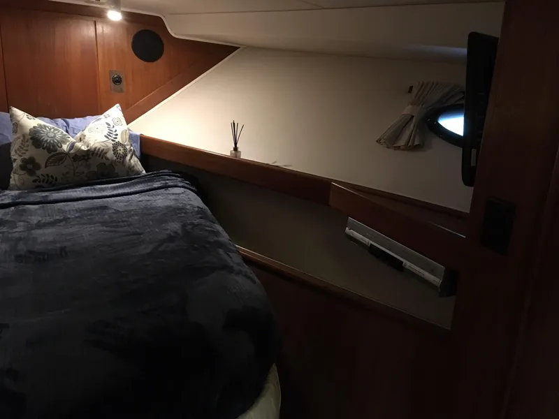 1990 Californian 48 Cockpit Motor Yacht