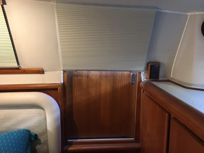 Aft door to cockpit