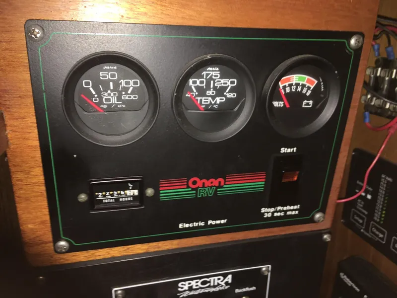 1990 Californian 48 Cockpit Motor Yacht