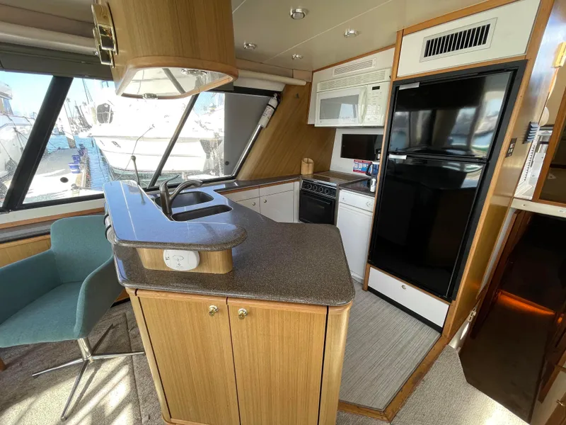 2000 Bayliner 4788 Pilot House Motoryacht