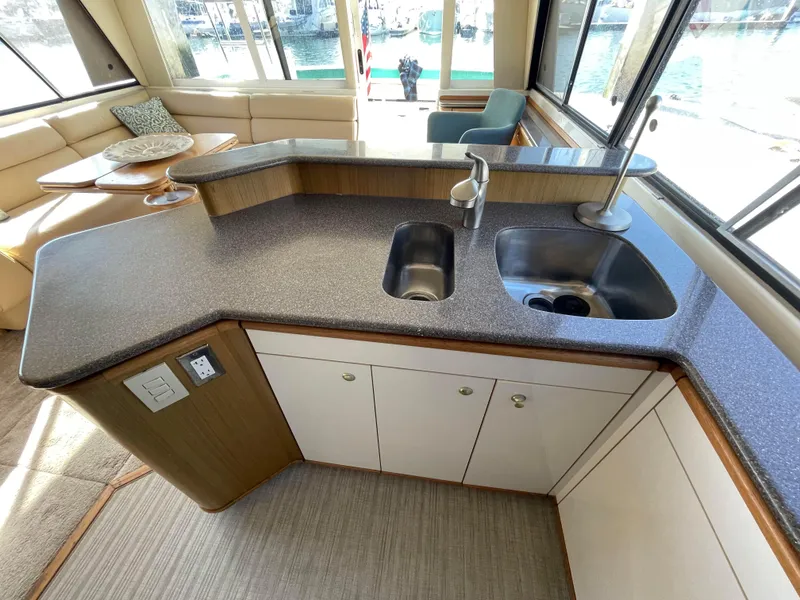 2000 Bayliner 4788 Pilot House Motoryacht