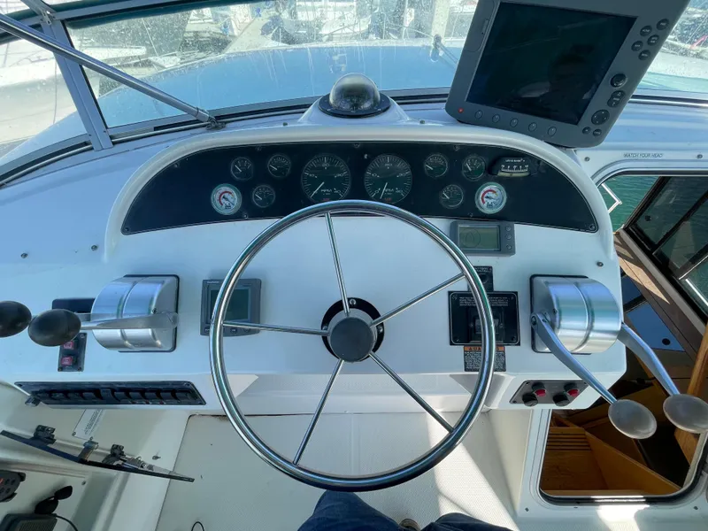 2000 Bayliner 4788 Pilot House Motoryacht
