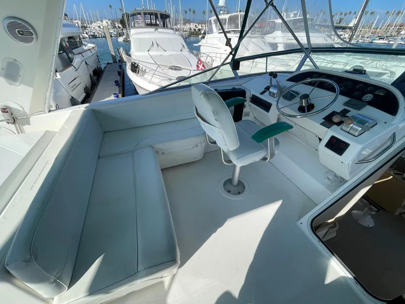 2000 Bayliner 4788 Pilot House Motoryacht