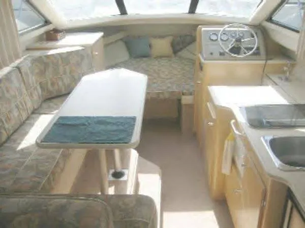 2000 Bayliner Ciera Command Bridge