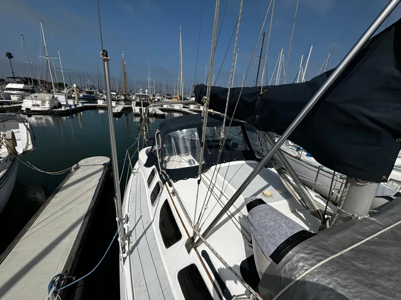 2000 Hunter 320