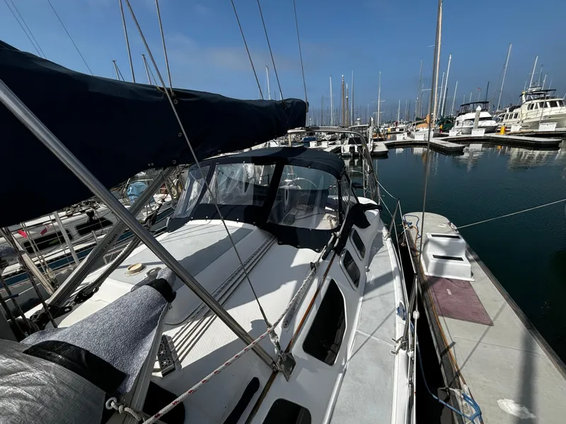 2000 Hunter 320