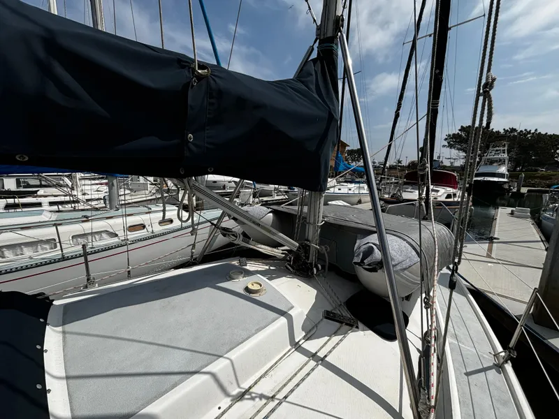 2000 Hunter 320