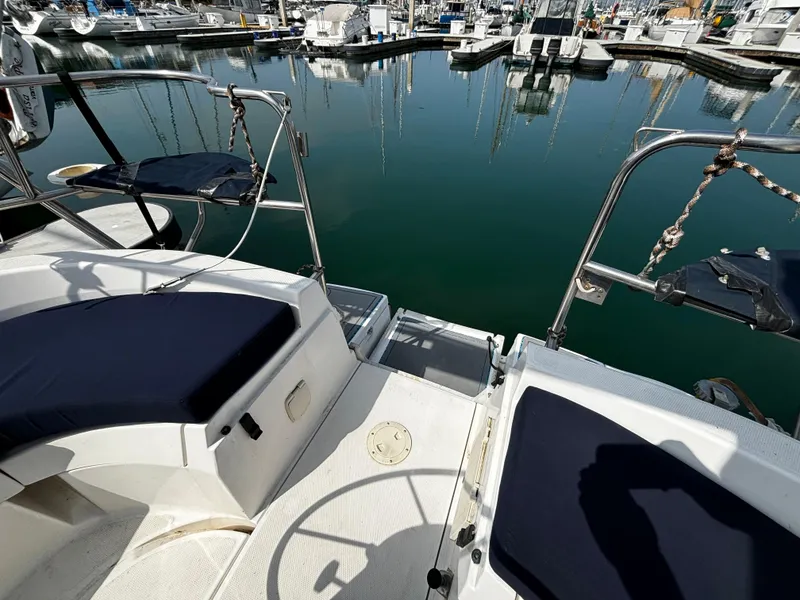 2000 Hunter 320