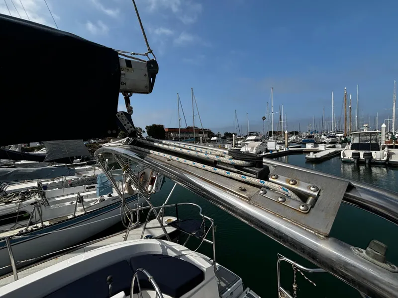 2000 Hunter 320