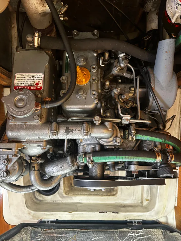 2000 Hunter 320