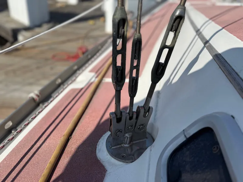 Close-up of rigging hardware on a 1989 Hunter 30 sailboat deck.