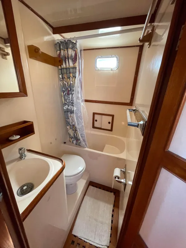 1985 Hershine 41 Trawler