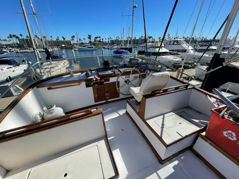 1985 Hershine 41 Trawler