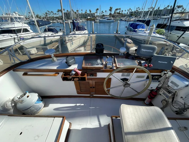 1985 Hershine 41 Trawler