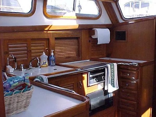 1981 Cheoy Lee Pilothouse