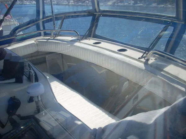 1981 Mainship Sedan