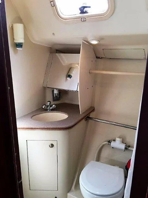 1998 Hunter 410