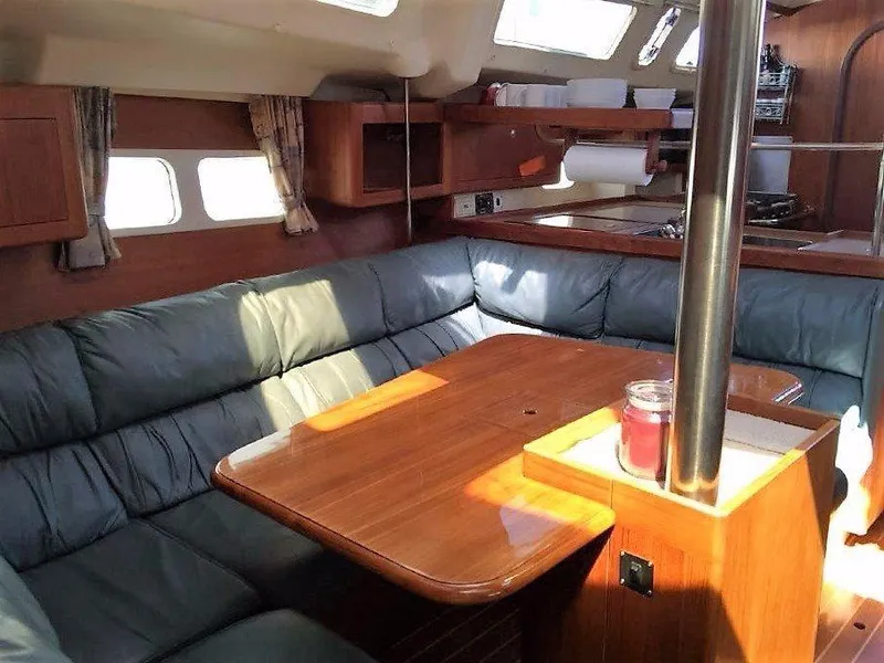 1998 Hunter 410