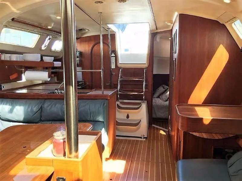 1998 Hunter 410