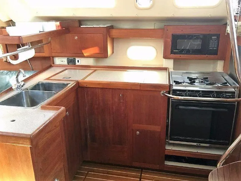 1998 Hunter 410