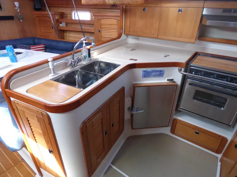1999 Catalina 400 MkII
