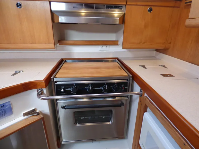 1999 Catalina 400 MkII
