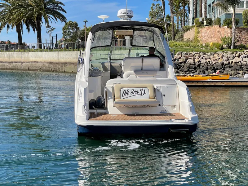 2011 Sea Ray Sundancer 330
