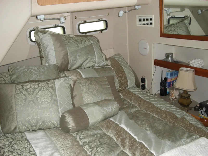 1996 Mainship 37 Motor Yacht