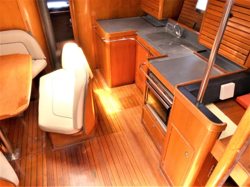 1990 Jeanneau Sun Magic 44