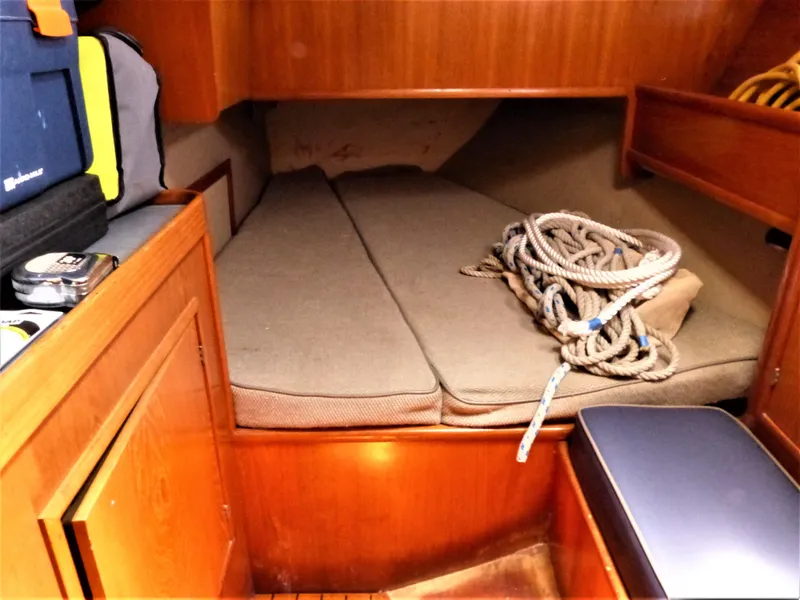 1990 Jeanneau Sun Magic 44