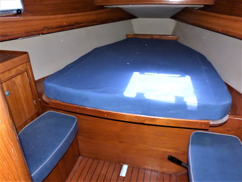 1990 Jeanneau Sun Magic 44