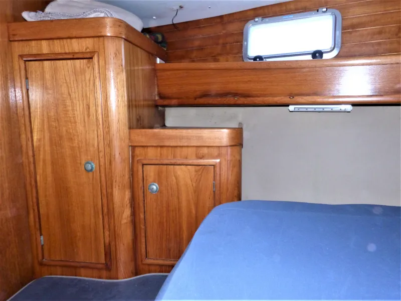 1990 Jeanneau Sun Magic 44