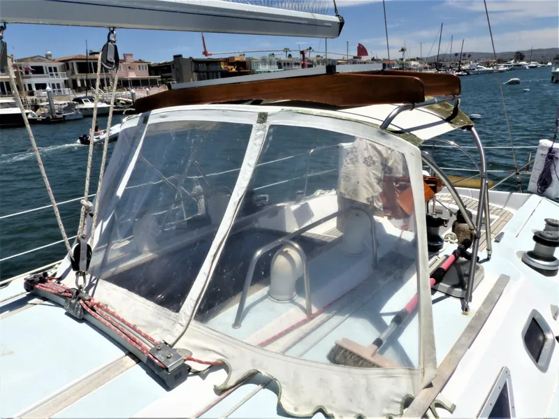 1990 Jeanneau Sun Magic 44