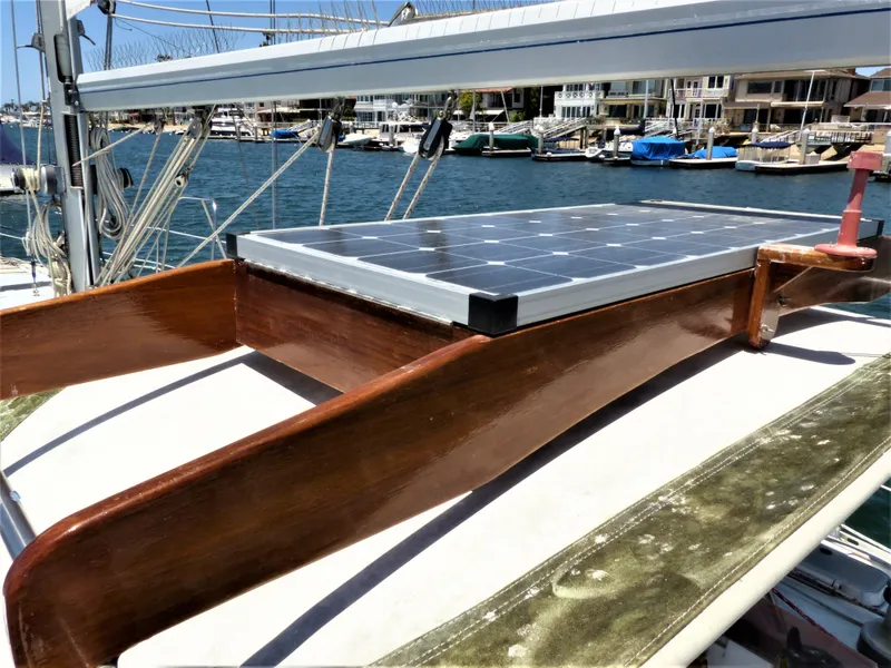 1990 Jeanneau Sun Magic 44