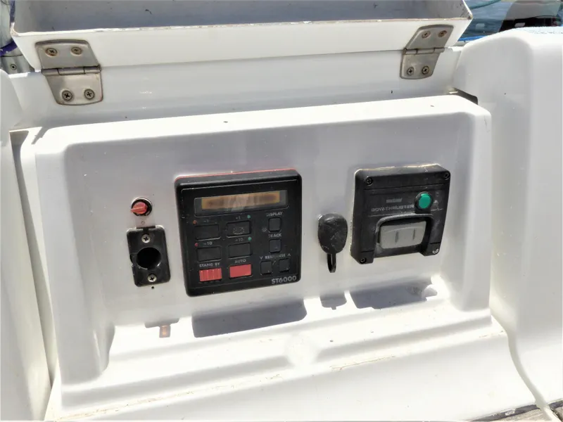 1990 Jeanneau Sun Magic 44