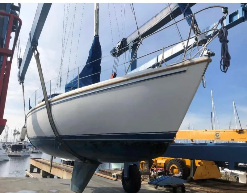 1983 Catalina Sloop