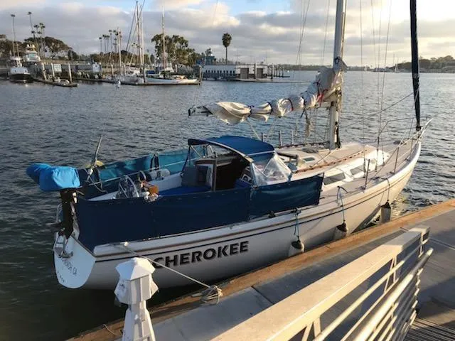 1983 Catalina Sloop