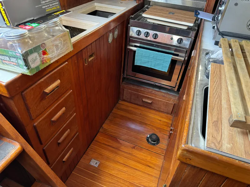 1977 CT 42 Mermaid Ketch