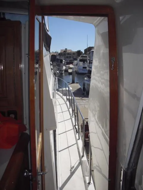 1990 Californian Cockpit Motor Yacht