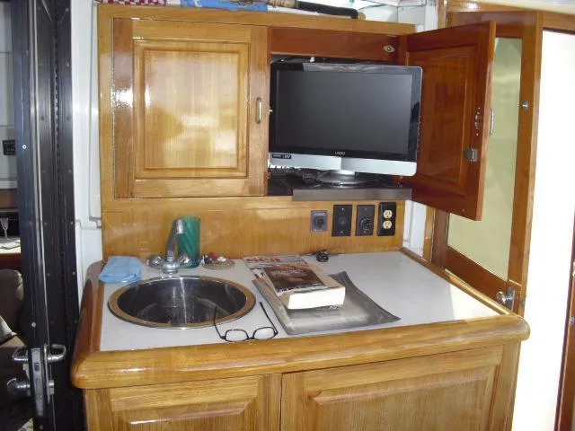1990 Californian Cockpit Motor Yacht