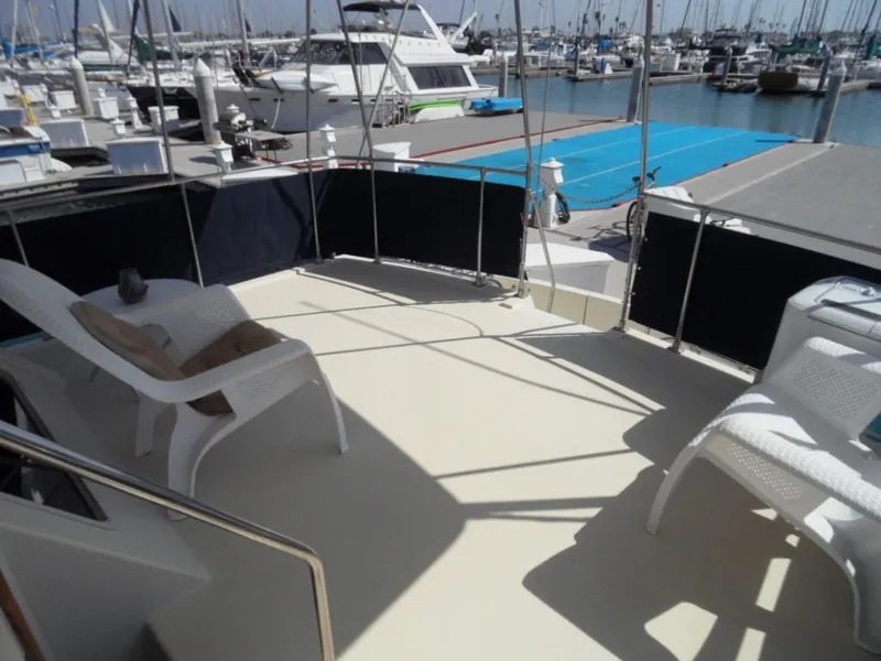 1986 Tollycraft Cockpit Motor Yacht