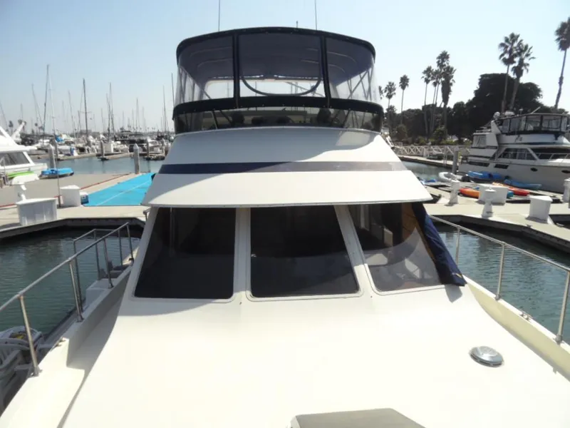1986 Tollycraft Cockpit Motor Yacht