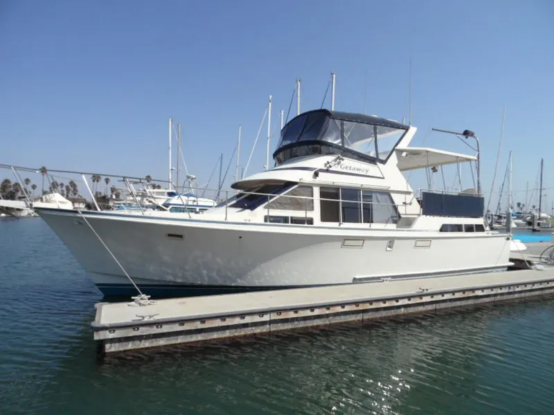 1986 Tollycraft Cockpit Motor Yacht