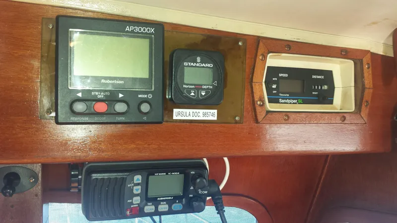 1981 Californian 34 LRC