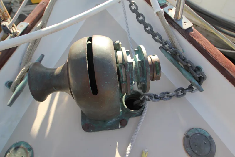 ABI Manual Windlass