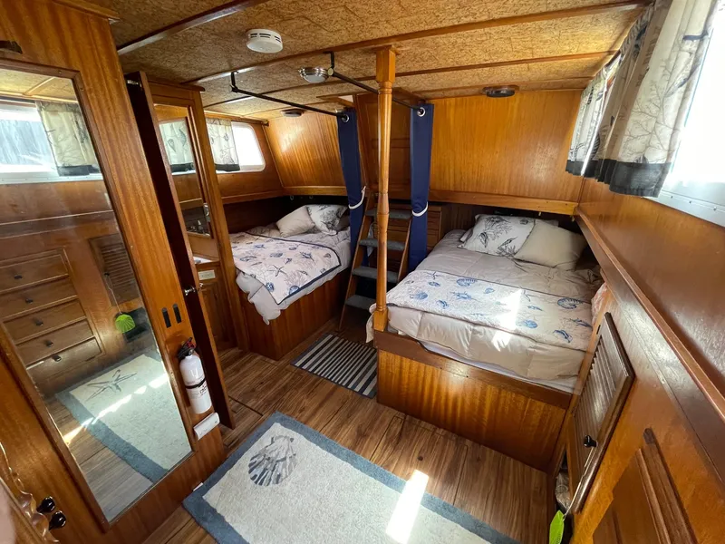 1977 Californian 42 LRC