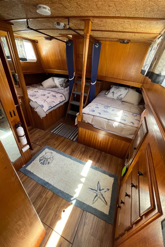 1977 Californian 42 LRC